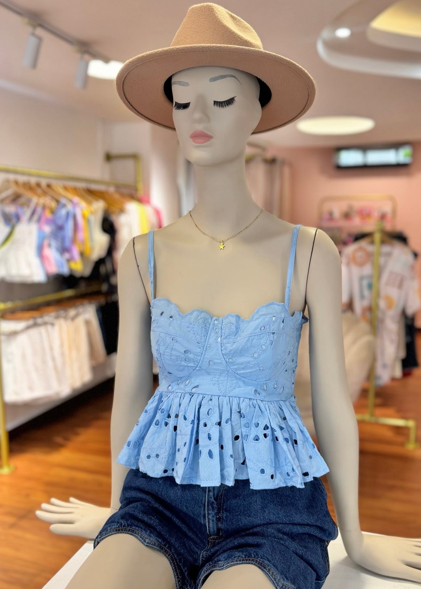 Blusa ojalillo celeste