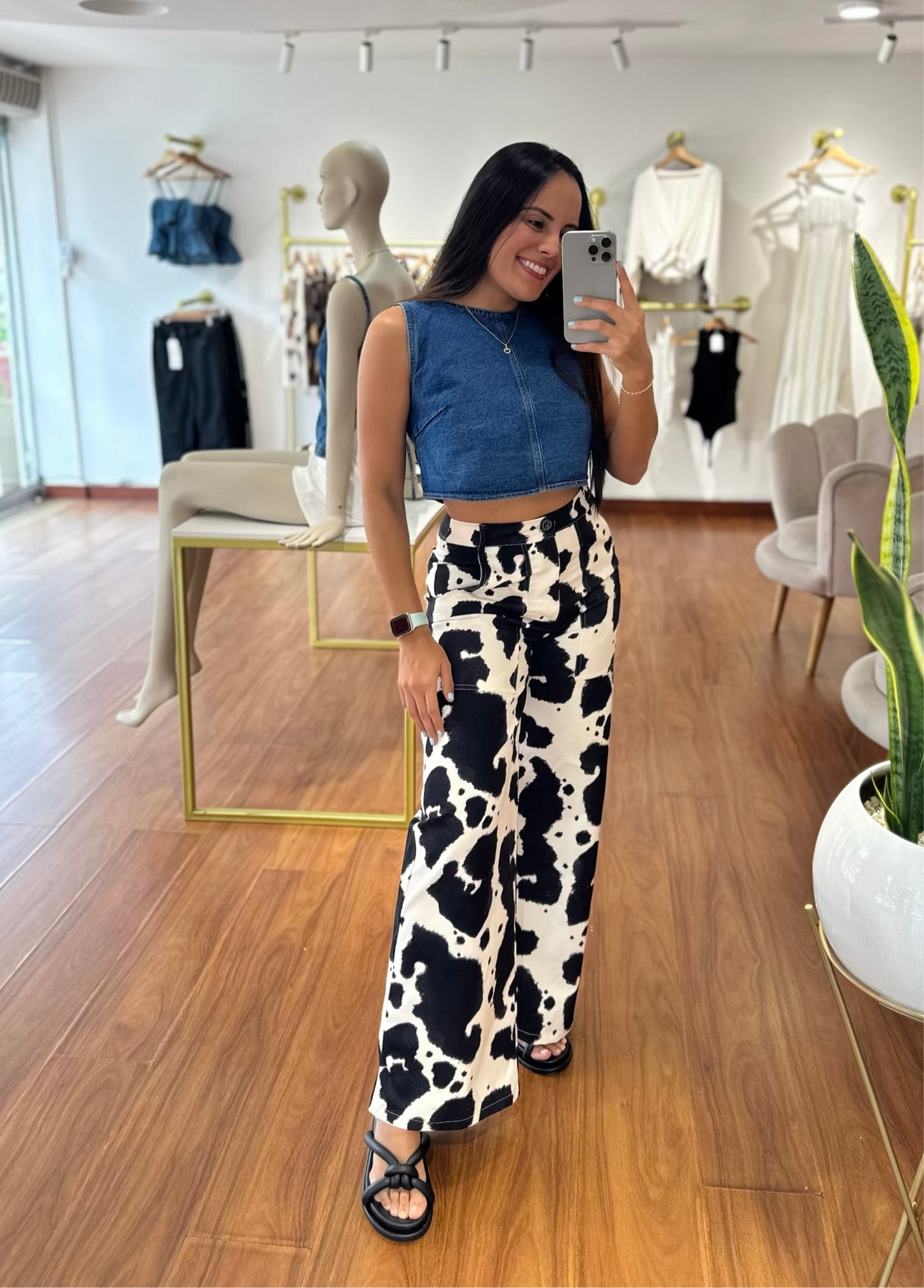 Pantalon cow print negro