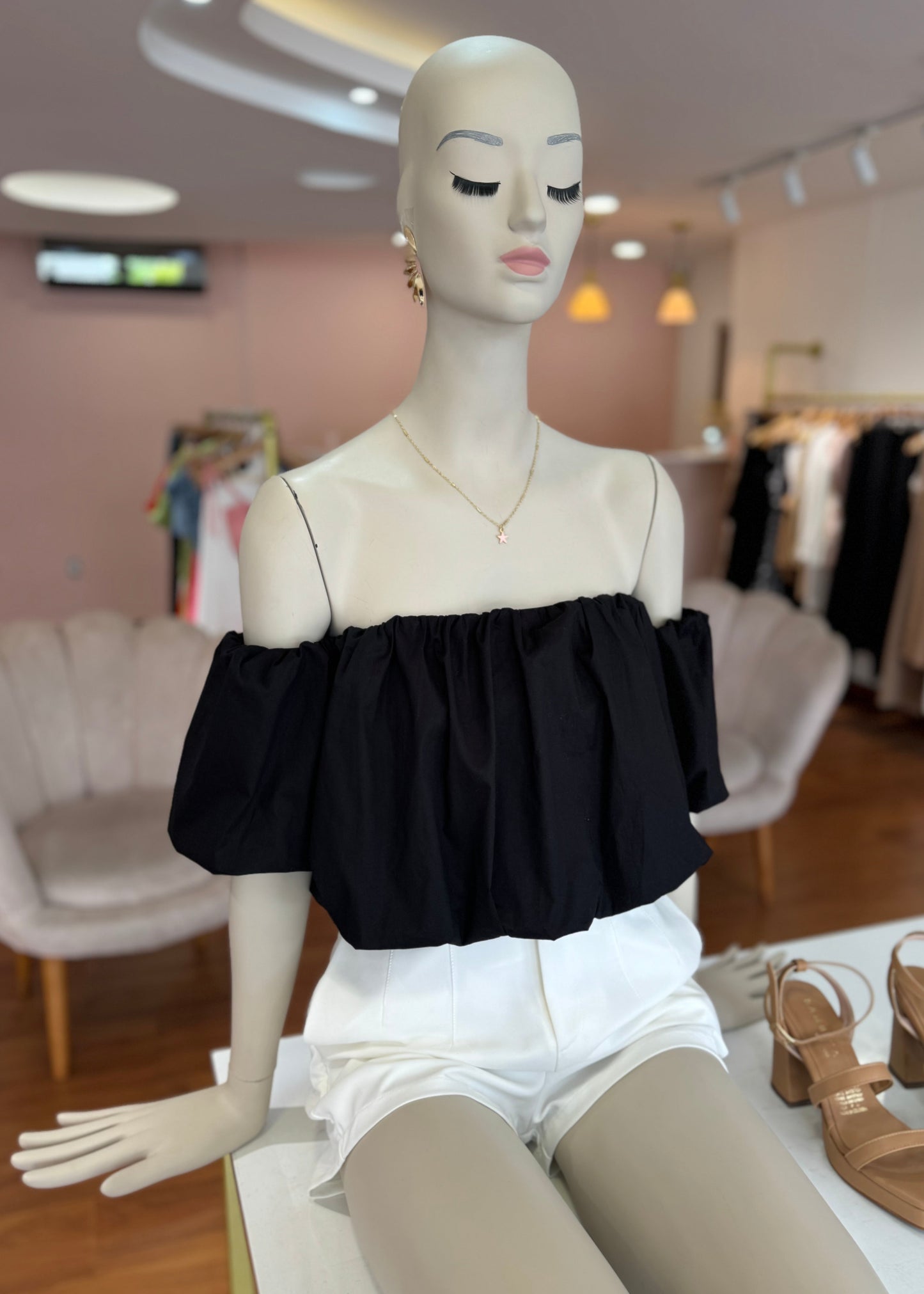 Blusa Lourdes globo negra