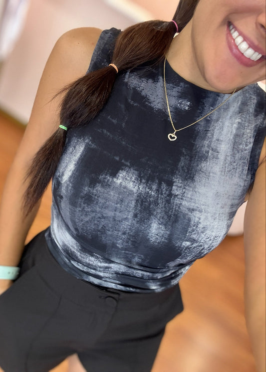 Body drapeado negro-blanco