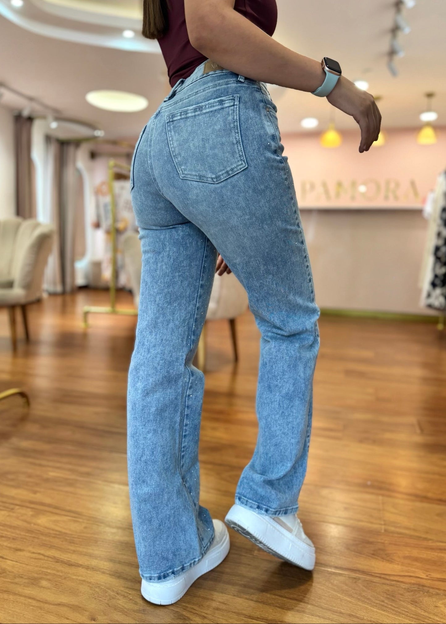 Jean brillos tono claro