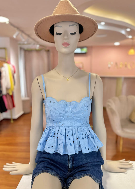 Blusa ojalillo celeste