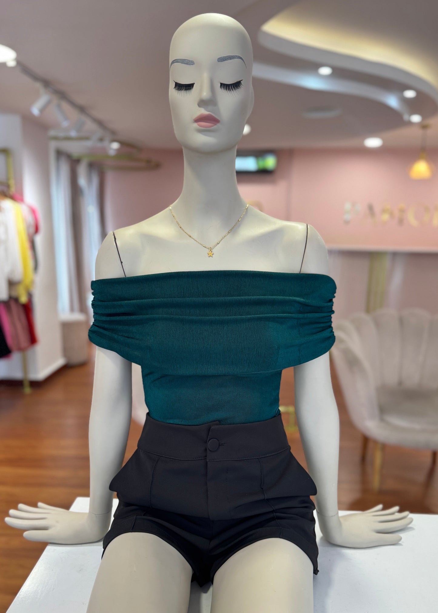 Body cuello bandeja verde