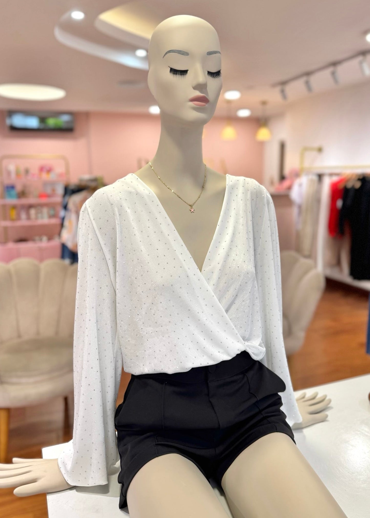 Blusa Alana con pedreria blanca