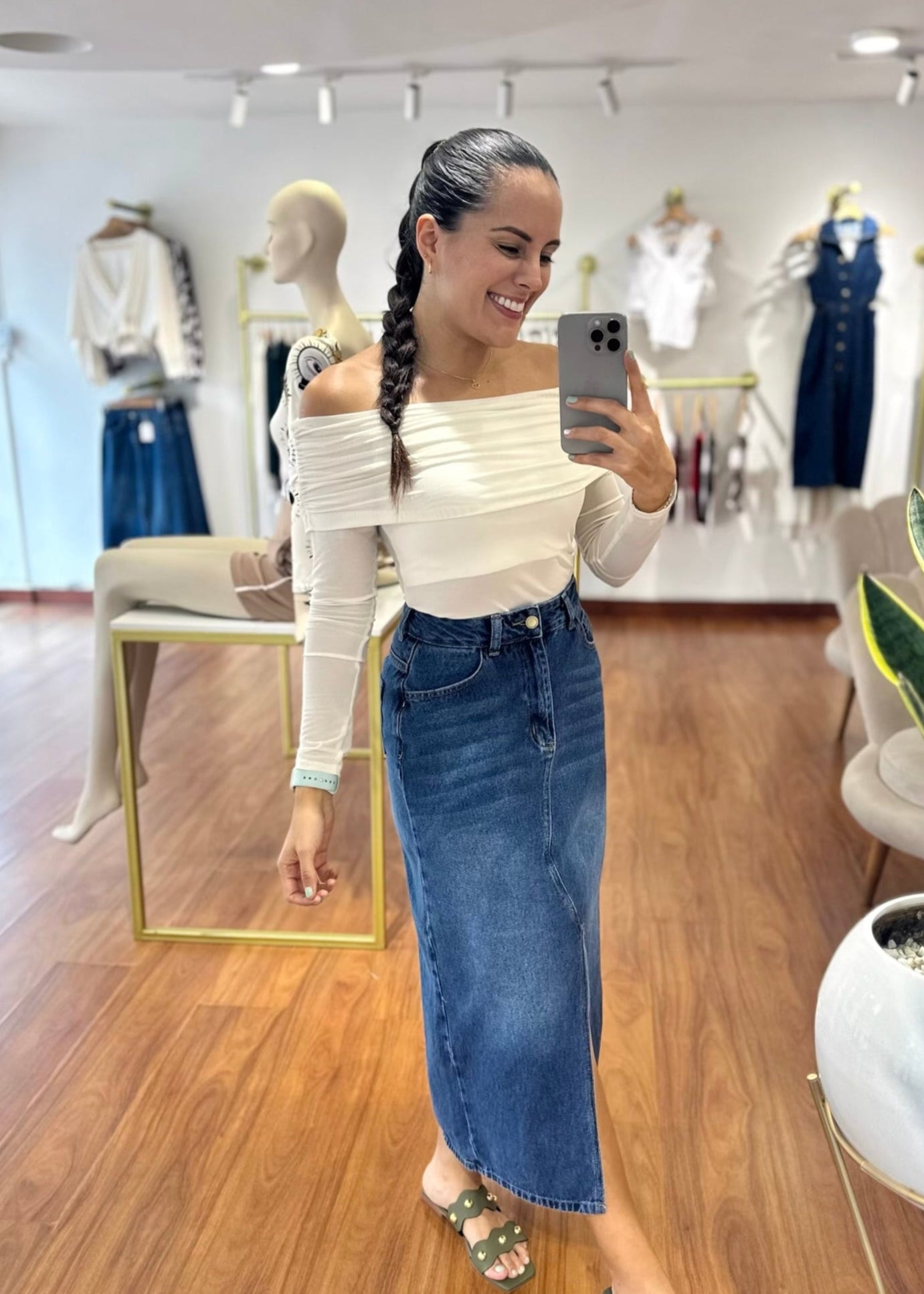Blusa cuello bandeja marfil