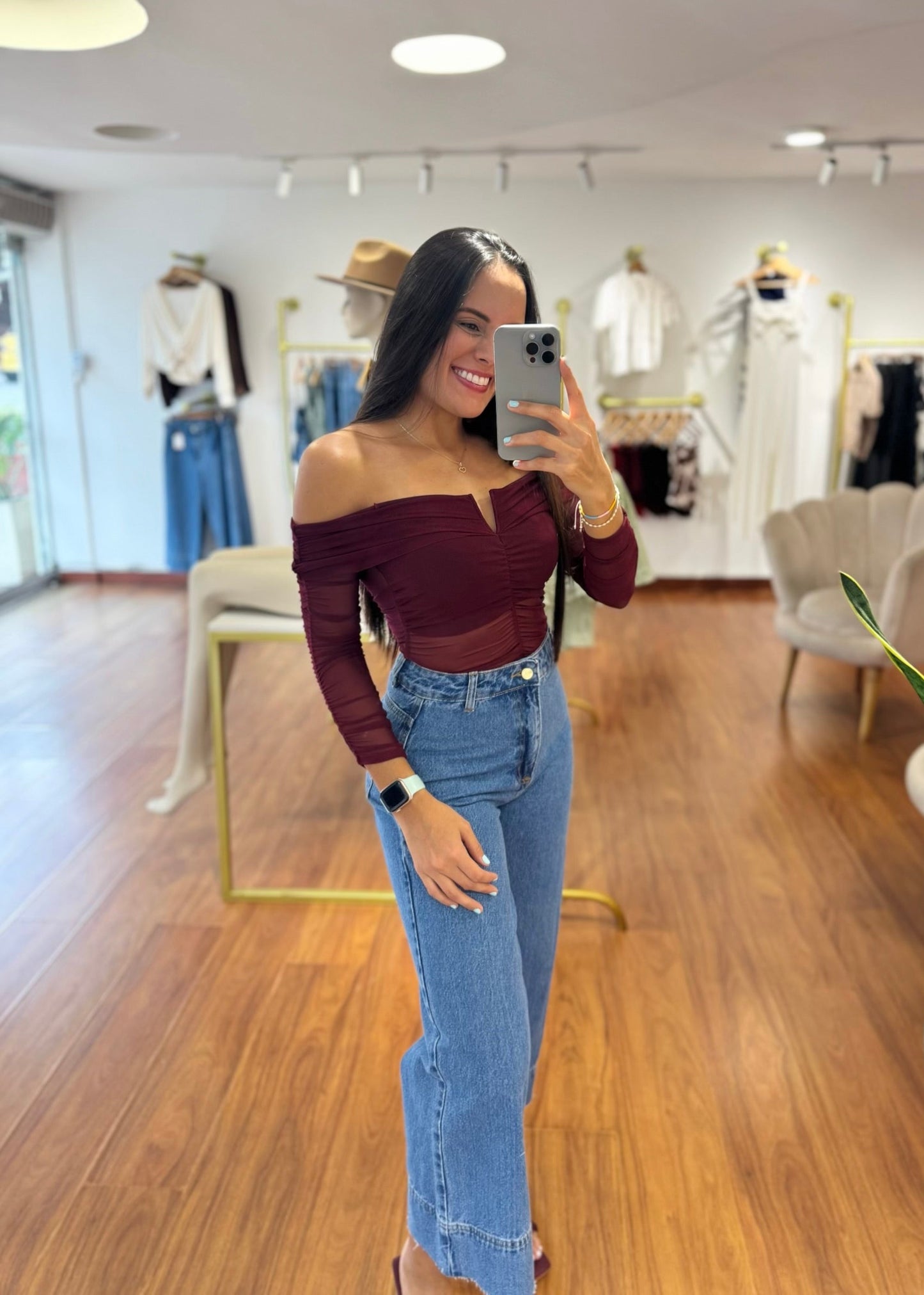 Blusa Abigail mallatex vino tinto