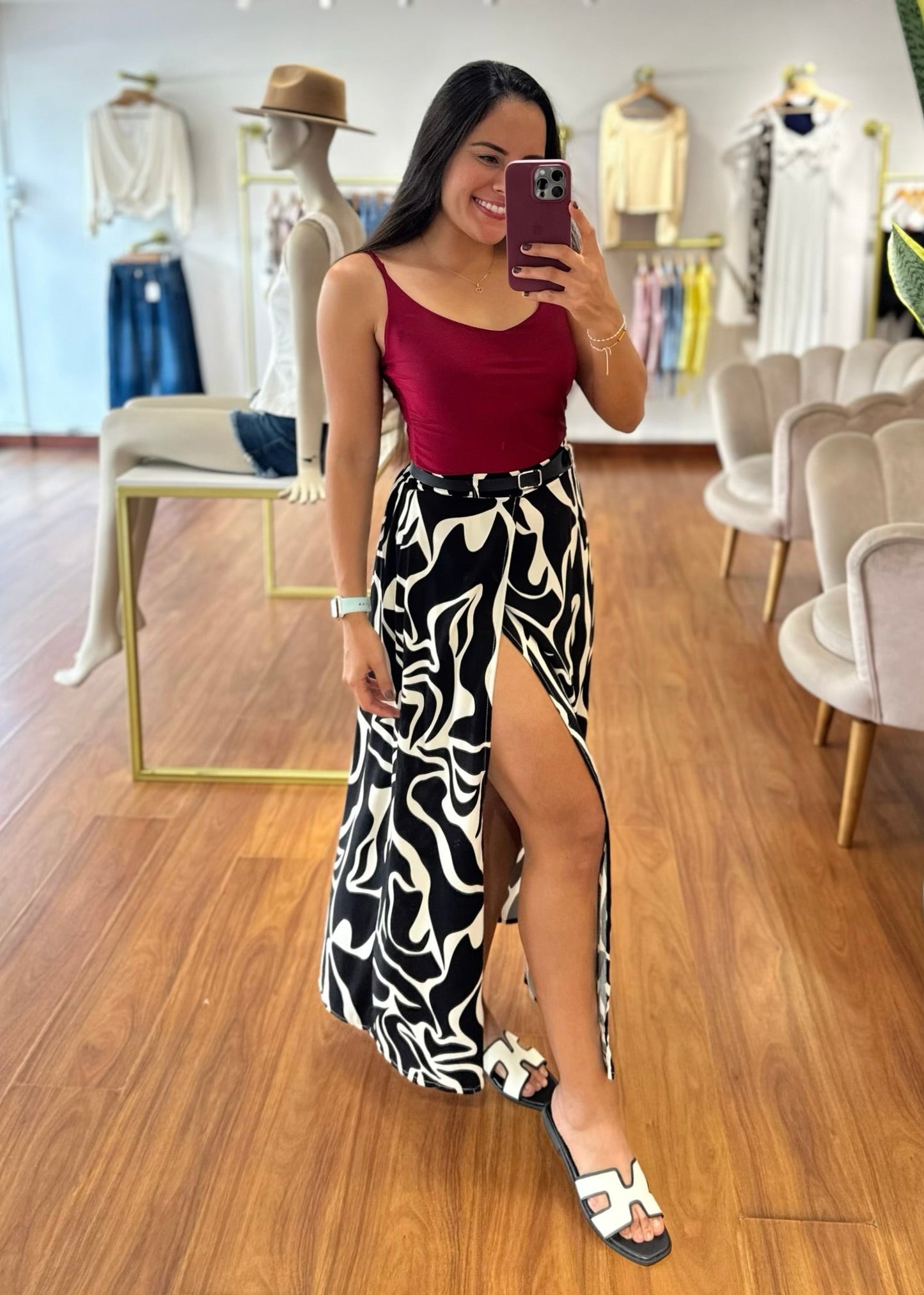 Falda larga Florinda negra