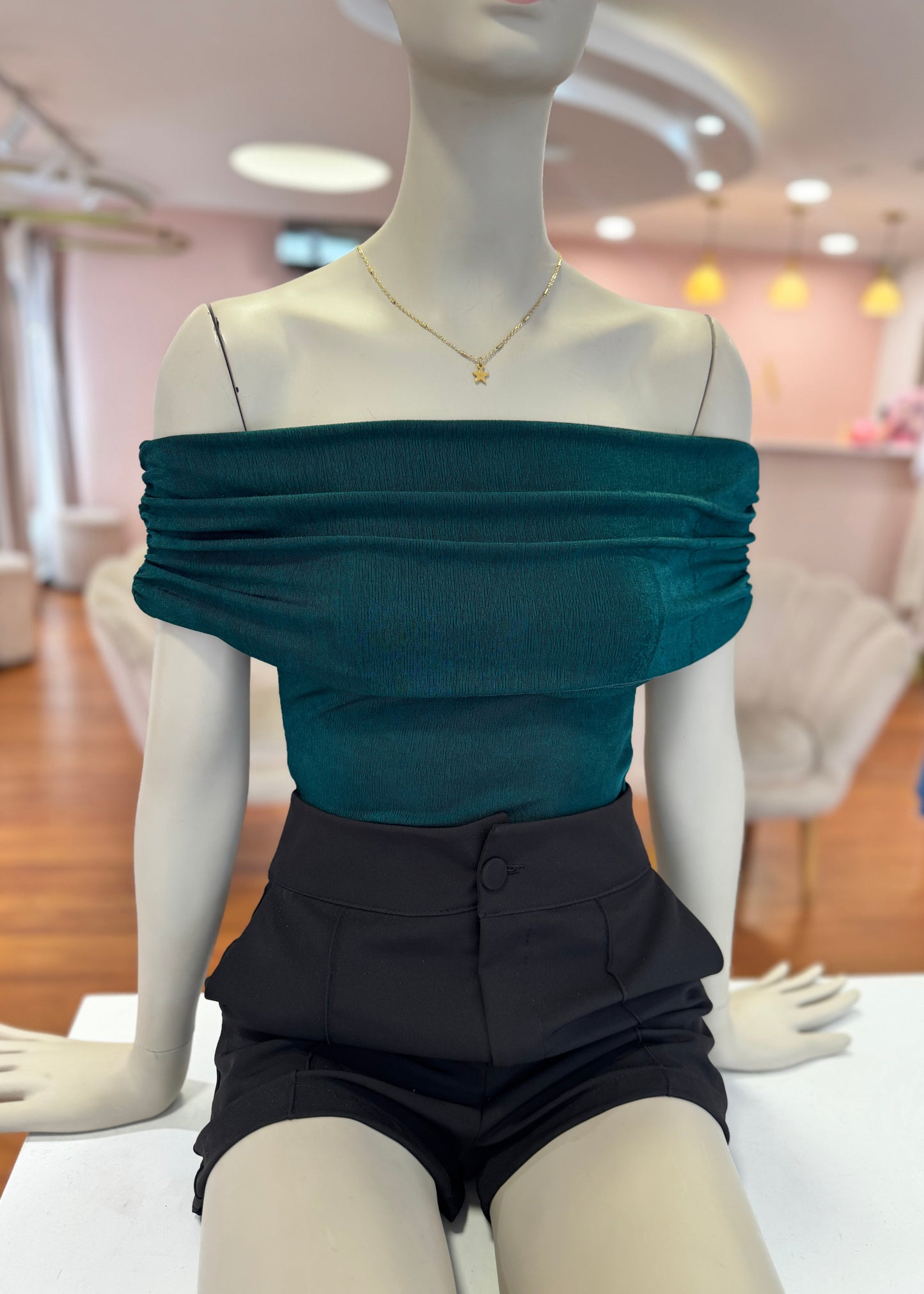 Body cuello bandeja verde