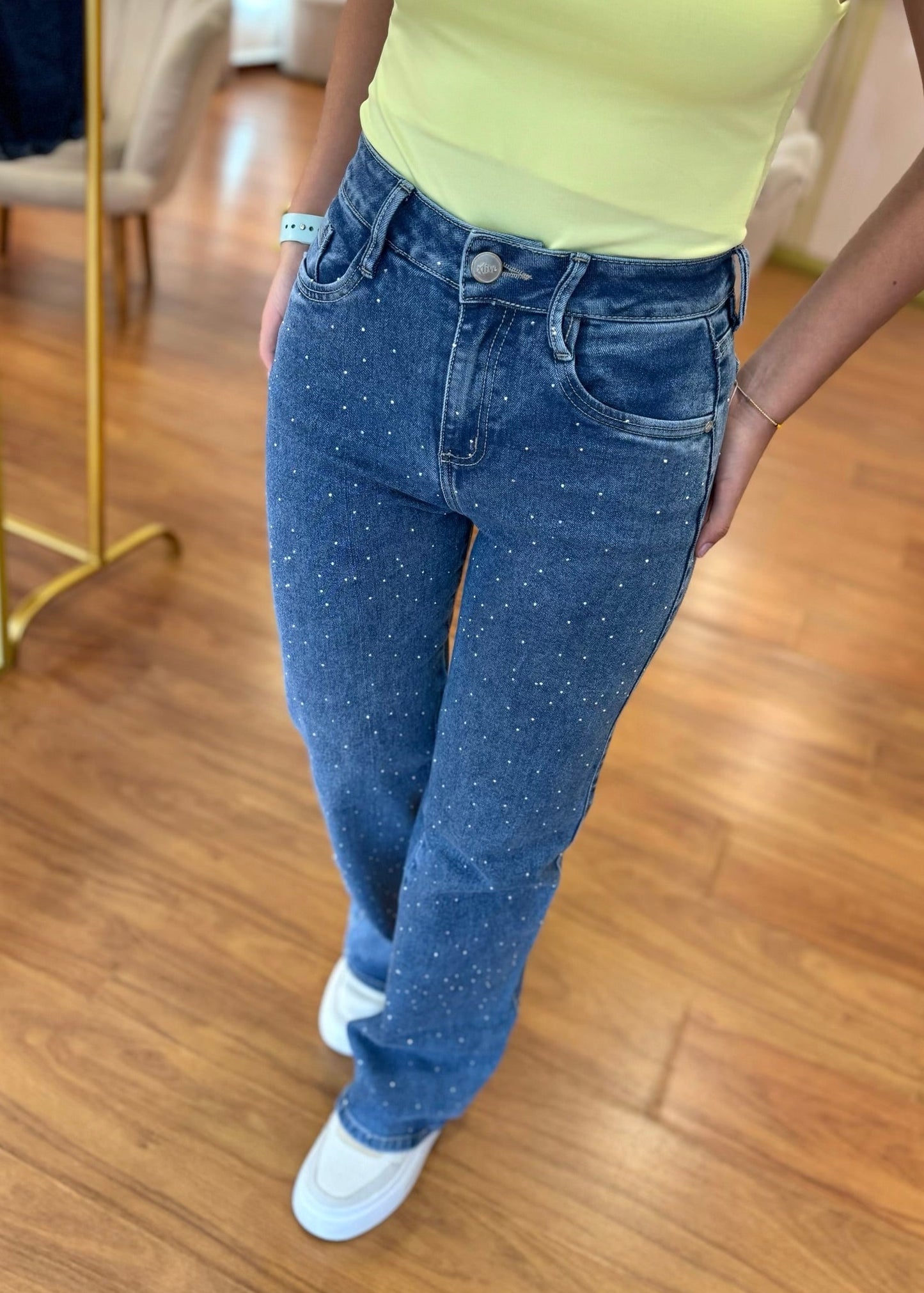 Jean brillos tono medio