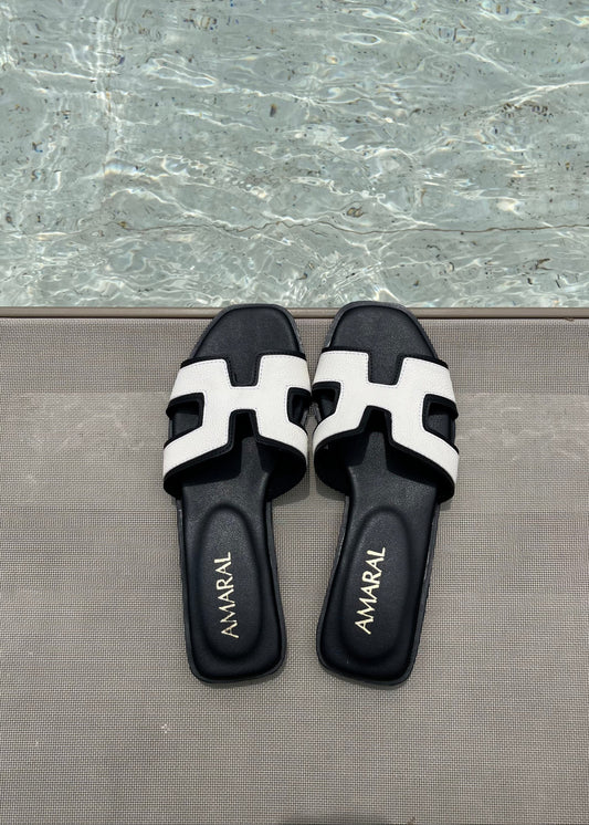 Sandalias Ámbar negro con blanco