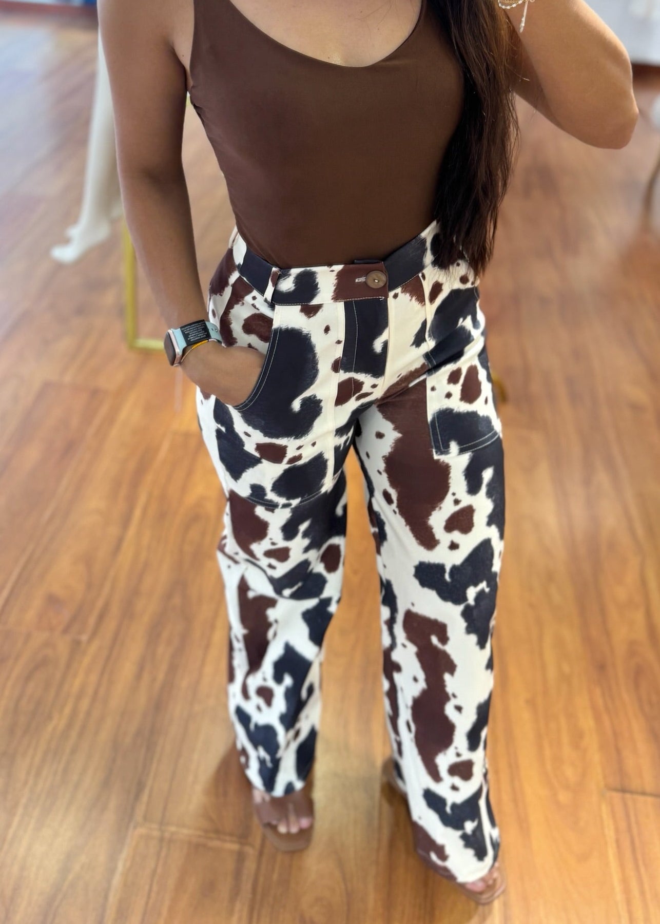 Pantalon cow print azul marrón