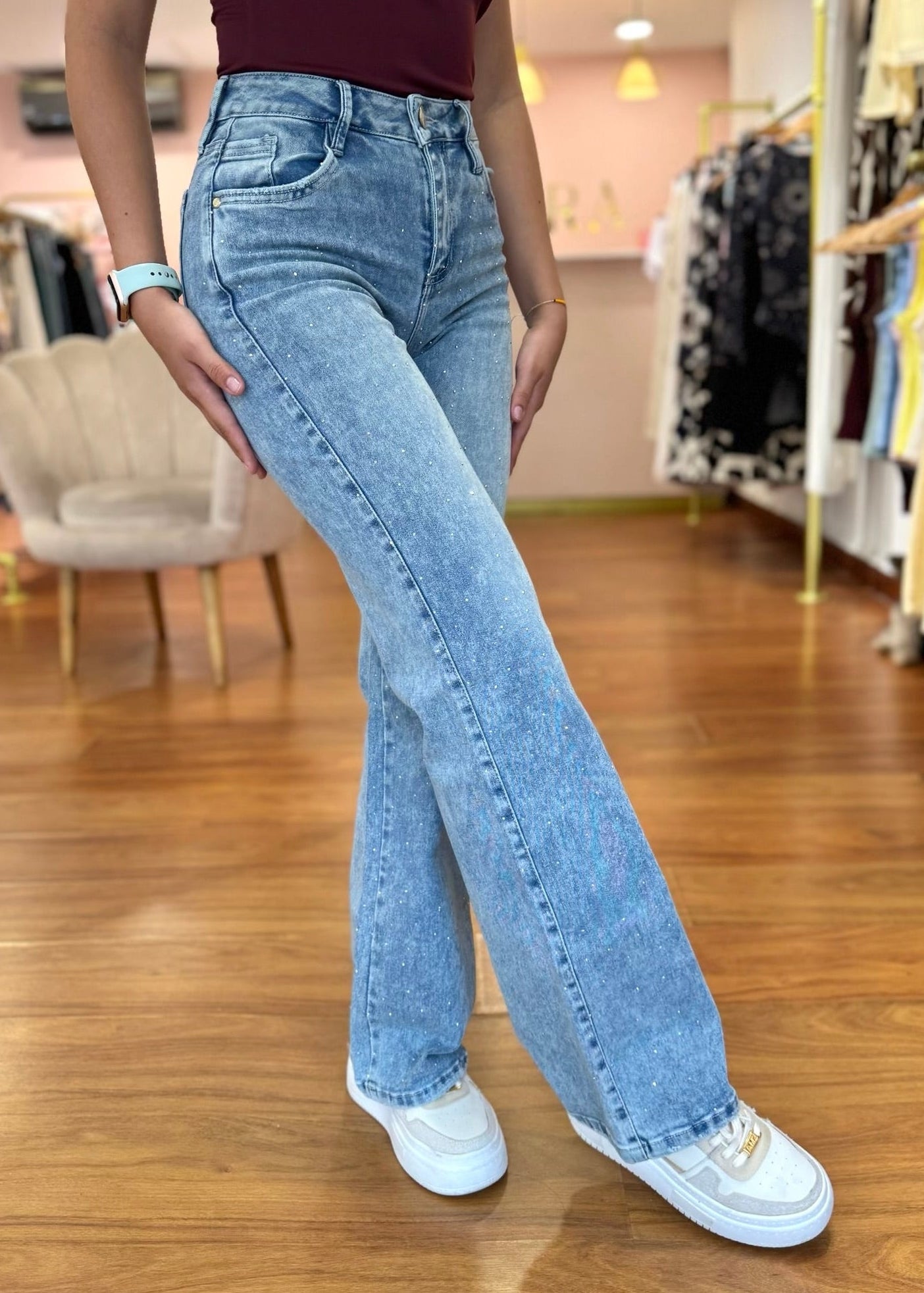 Jean brillos tono claro